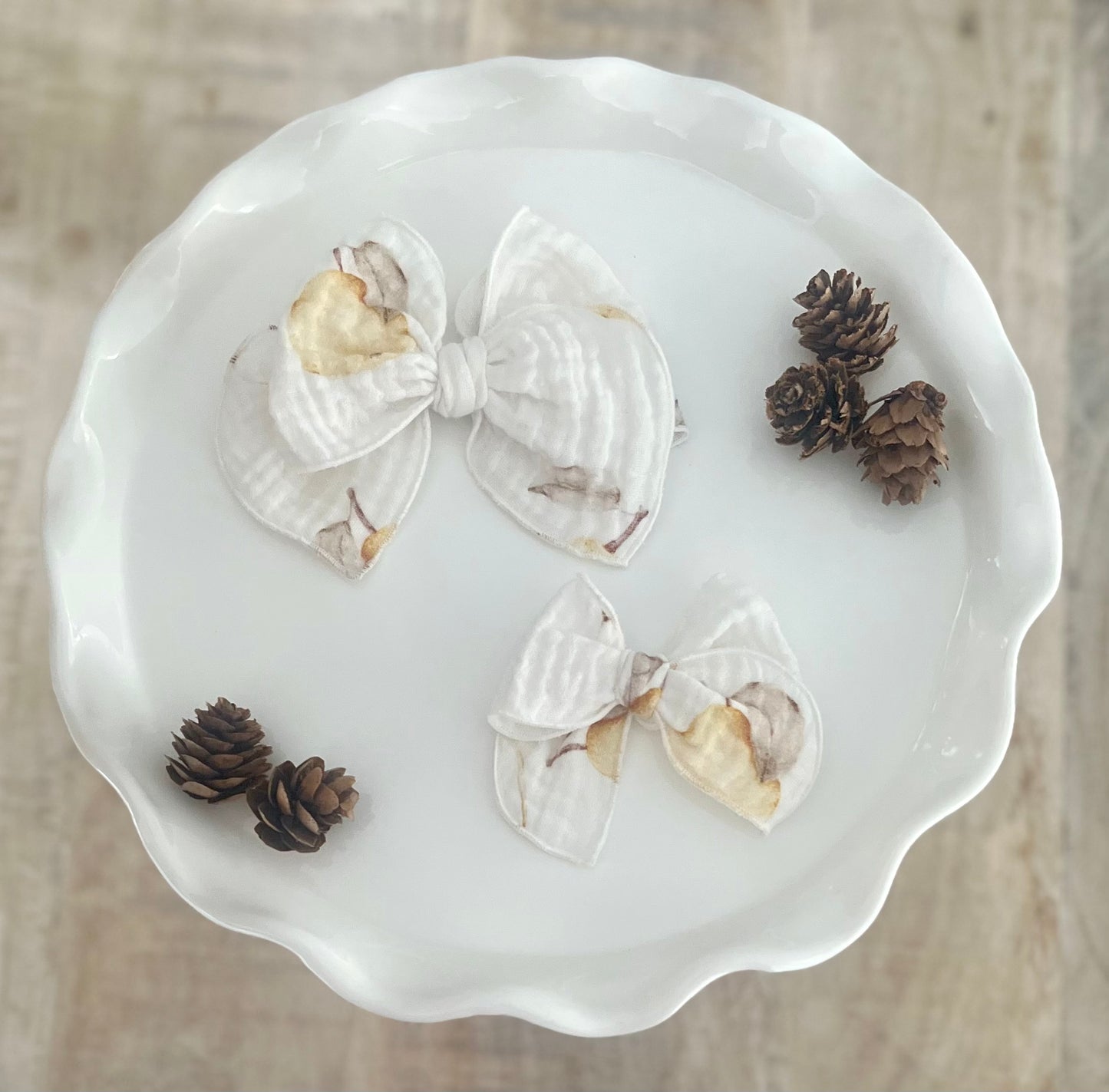 Pears Fable Hair Bow