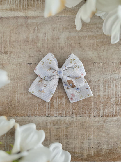 Cottage Pottering Sailor Bow