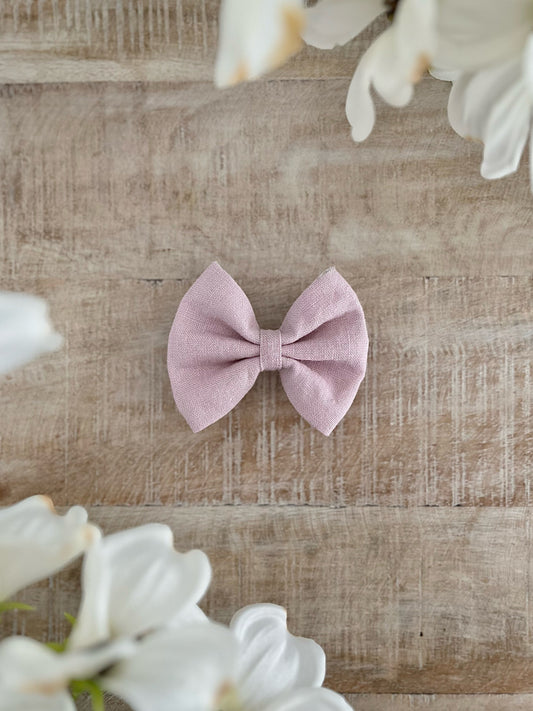 Shortcake Linen Bow Tie