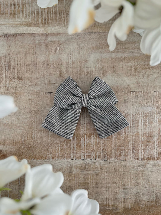 Salt & Pepper Linen Sailor Bow